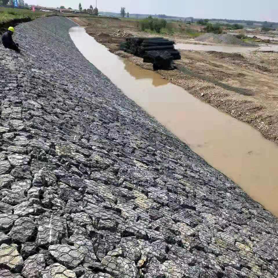 河道堤坝护岸铅丝石笼防洪导流雷诺护垫