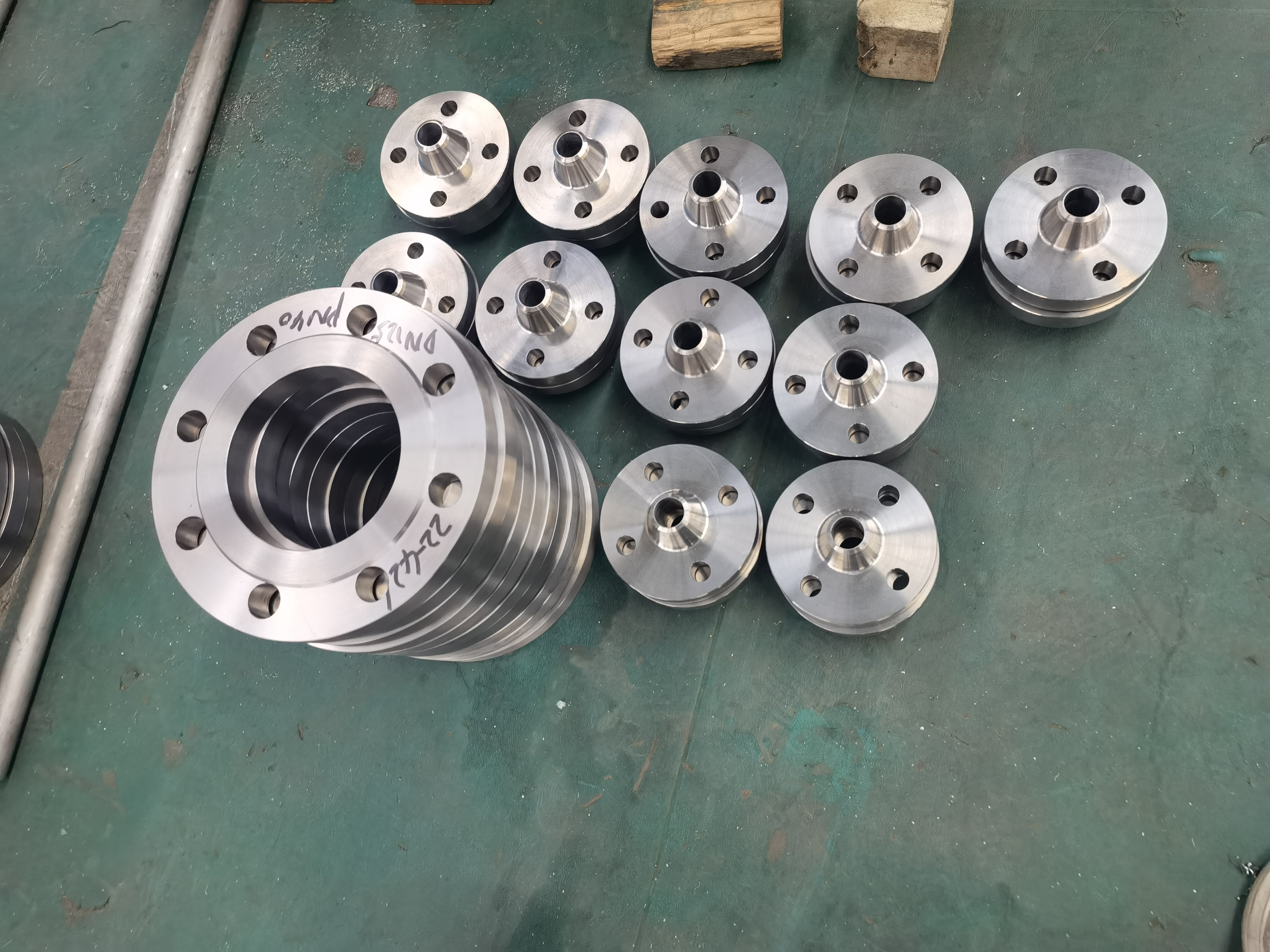 欣旺腾现货TA2钛合金法兰  平焊板式钛法兰  纯钛法兰