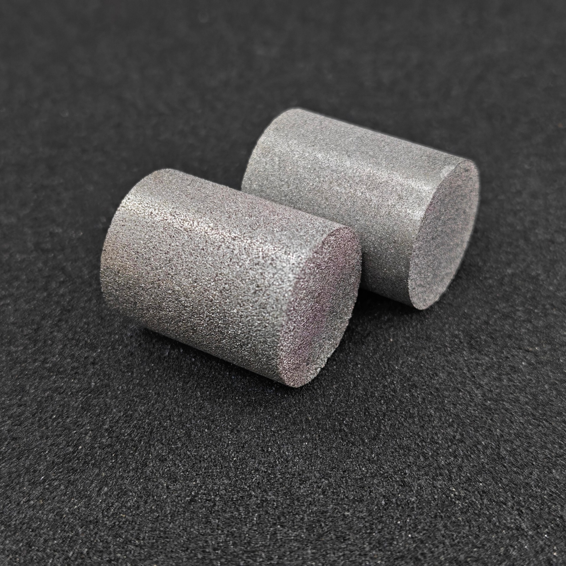 钛粉烧结滤芯 φ20×40 耐腐蚀耐高温钛滤柱 工业固液气分离过滤元件