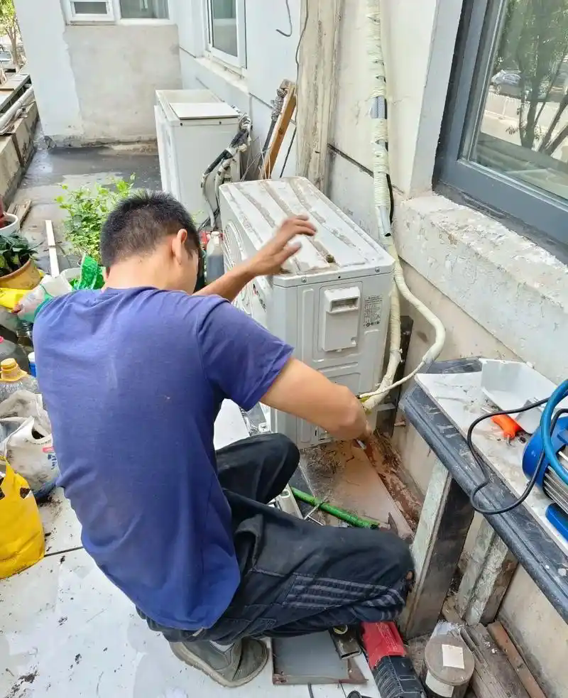 武昌中南路空调不制冷维修、加氟 （晚上也可快速上门）