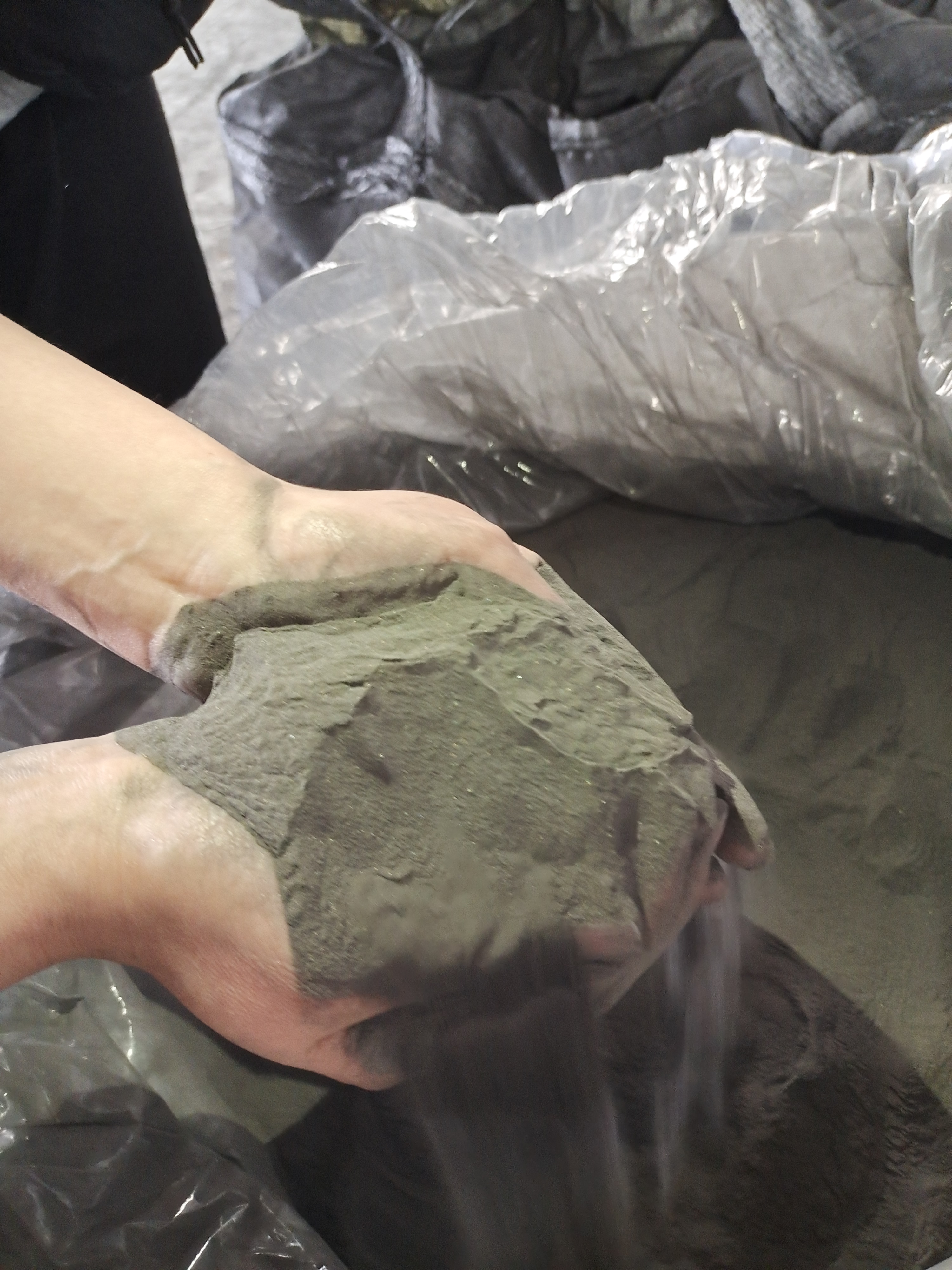 新创供应选矿浮选剂270D低硅铁粉研磨型