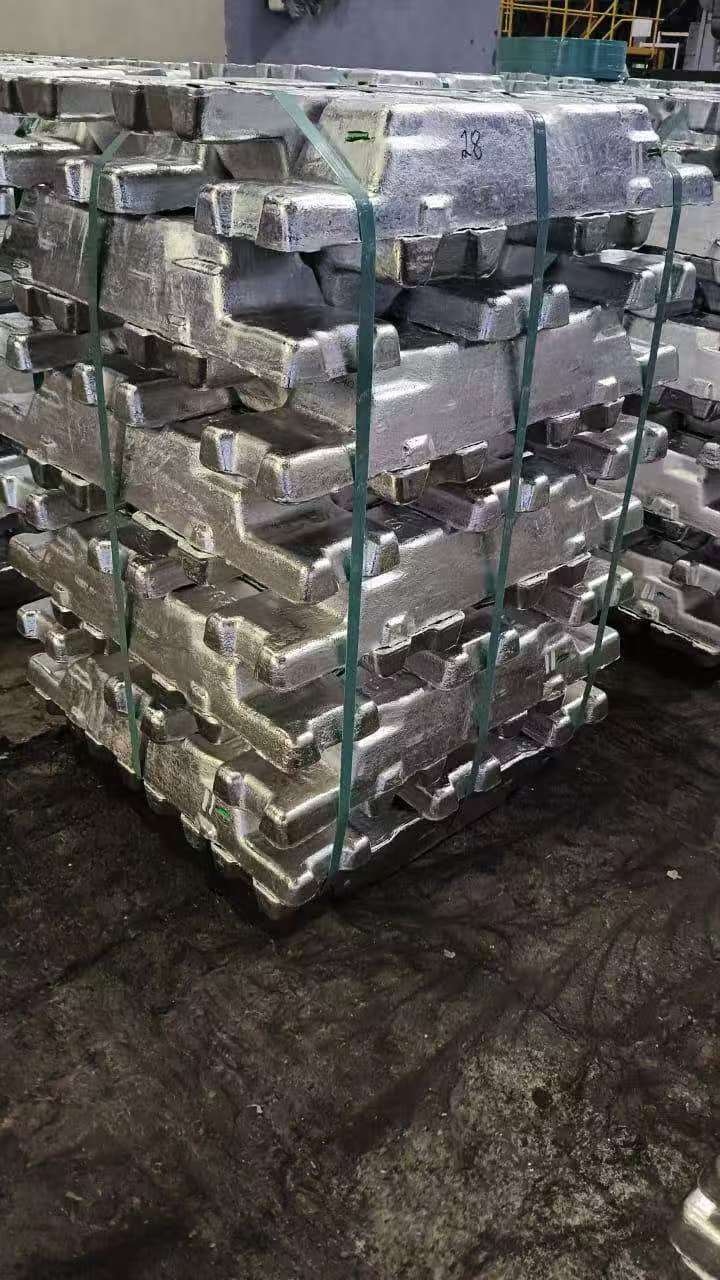 主营俄罗斯进口铝锭、铜，镍