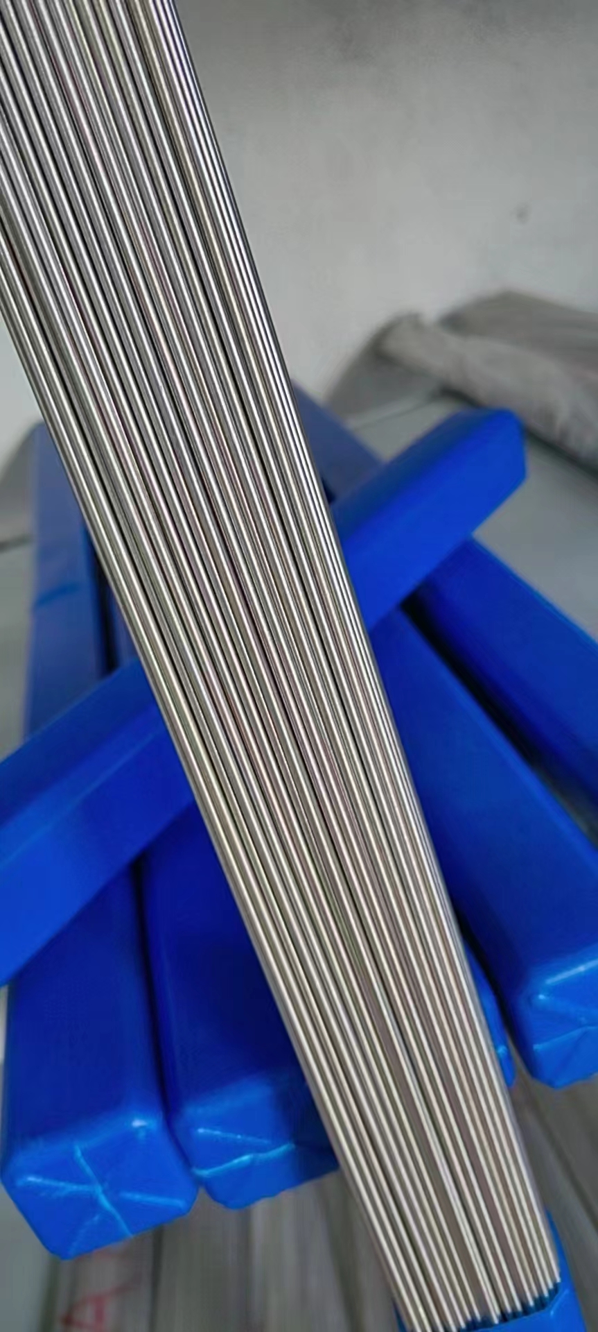 TA2钛合金圆棒  可零切钛合金圆棒 高精密度钛合金圆棒  定尺零切钛棒