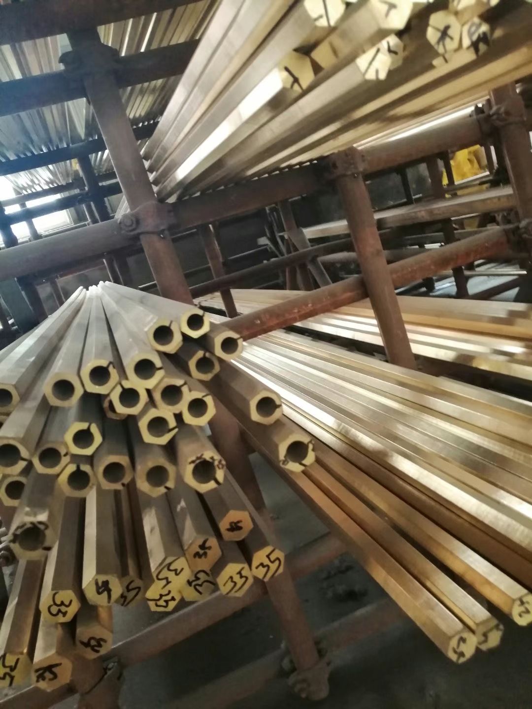 H62黄铜棒H59-1黄铜棒H65黄铜棒H68黄铜棒价格