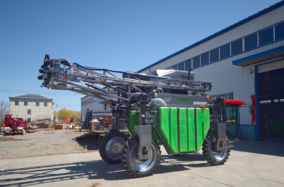 华玺3WPZ-2000GF自走式玉米打药机高驾大型喷药机厂家