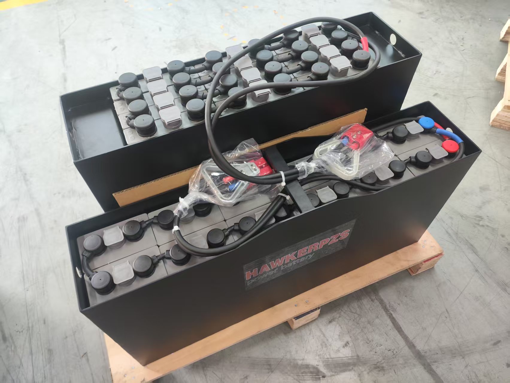 英国霍克叉车电池组24V/4PzB300适配托盘堆垛车电池 合力(力达)CDD16L