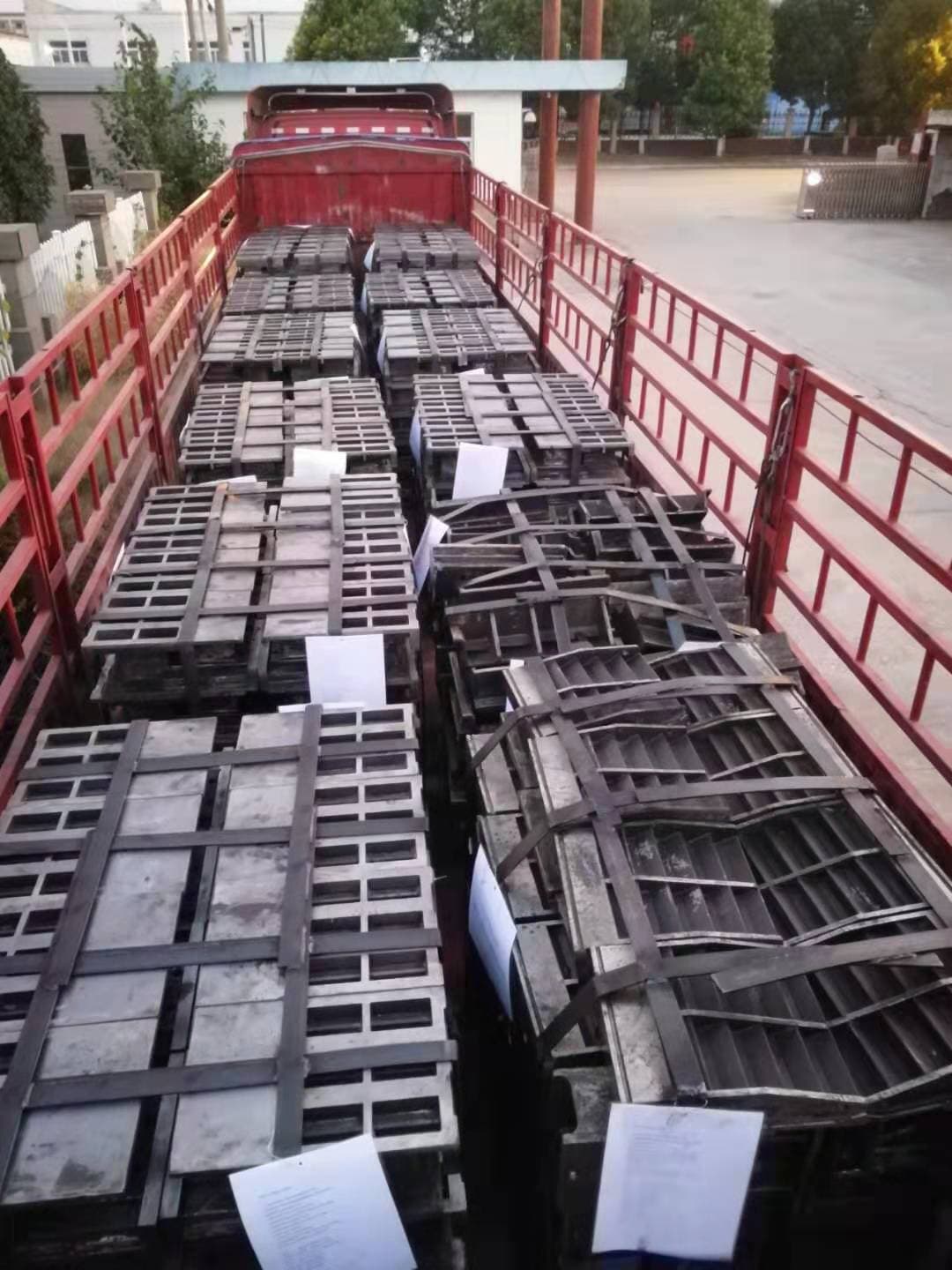 厂家加工定制ZG40Cr25Ni20Si2炉底板加强筋设计 导流板 导向板 挂板