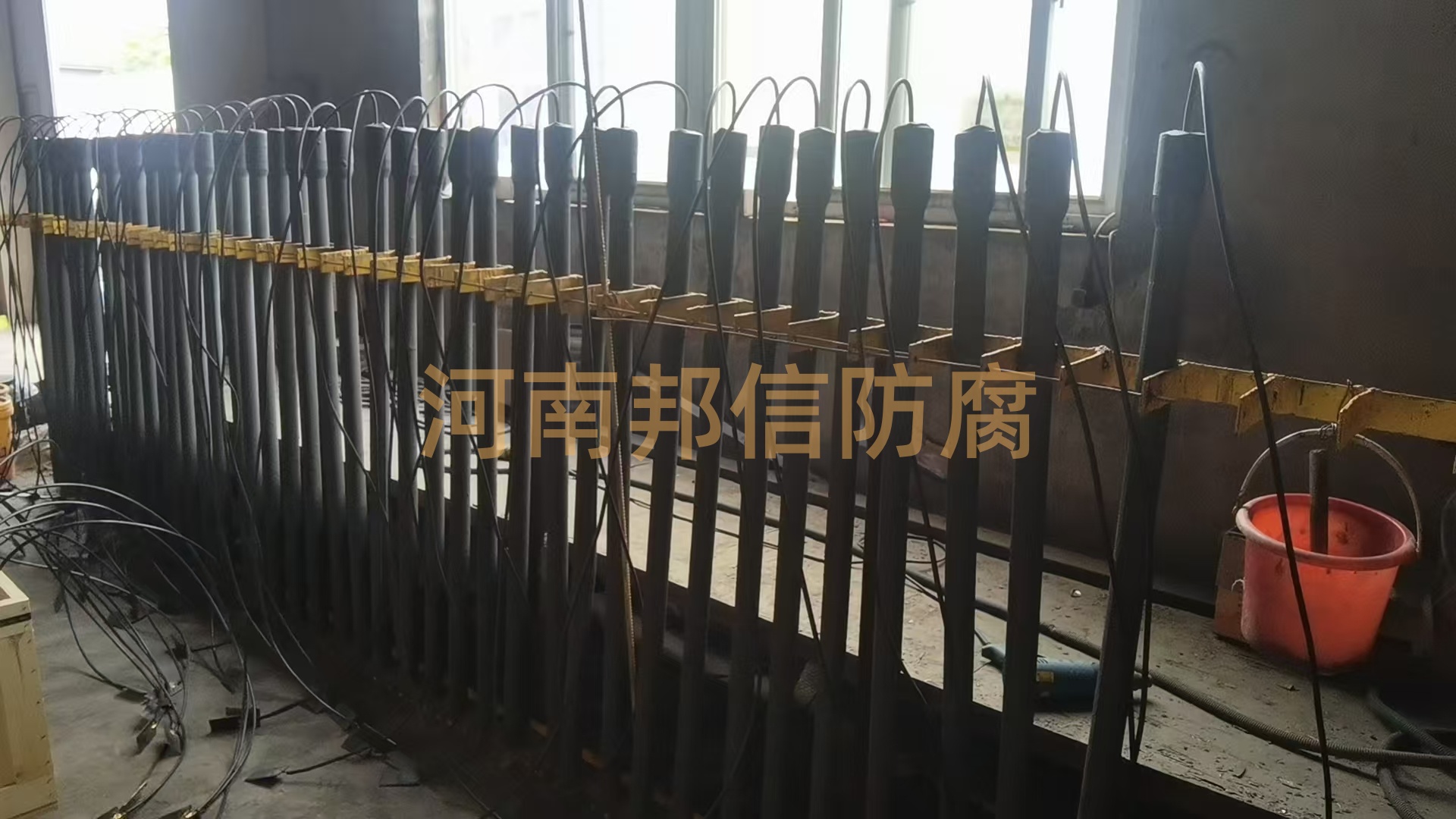 高硅铸铁含铬阳极 预包装高硅铸铁阳极 50米井深分段式深井阳极