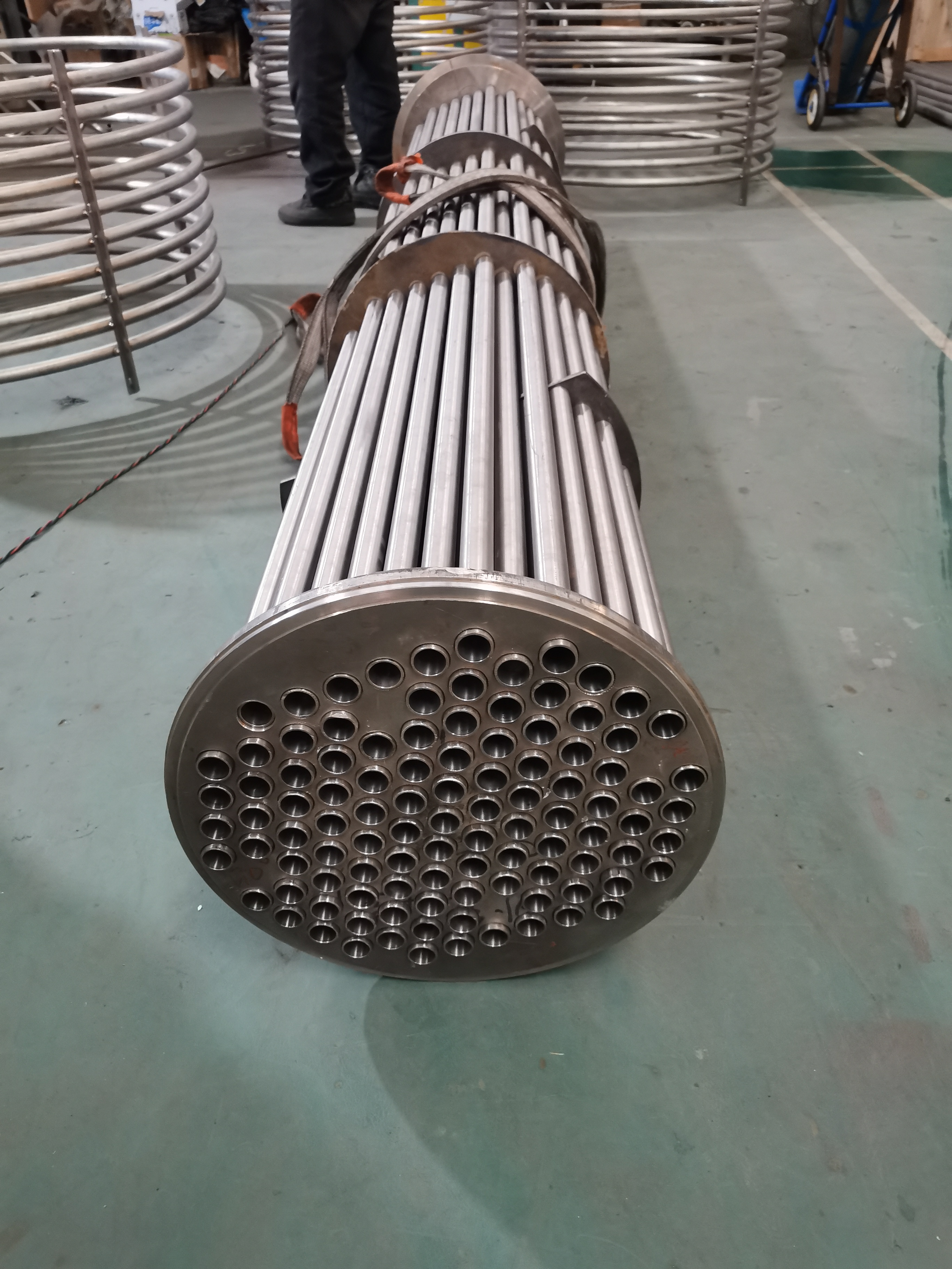 欣旺腾加工定制TA2钛合金罐体设备  钛合金换热器  来图定制管式换热设备