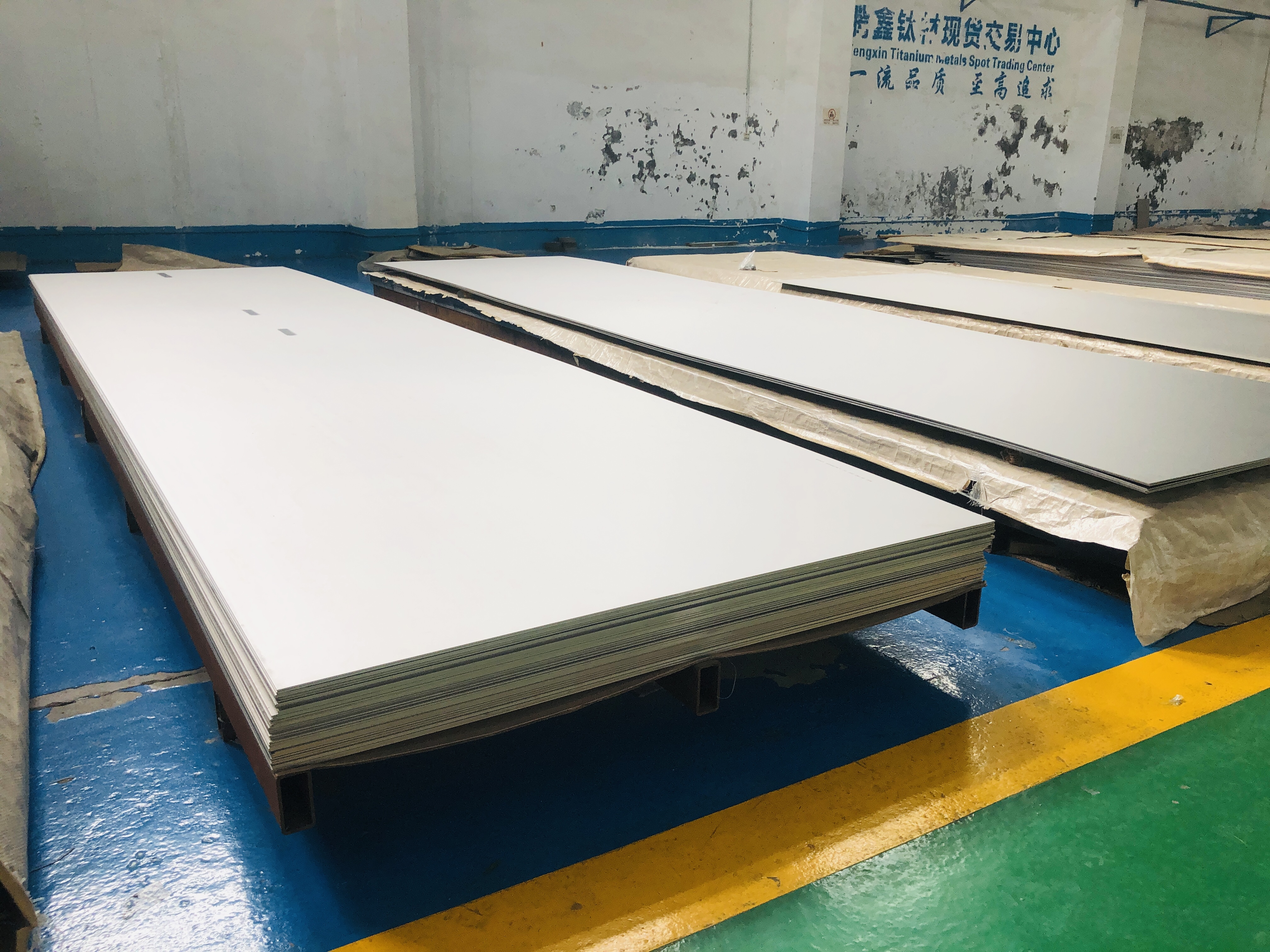 欣旺腾现货TA2钛合金板 可零切异形钛板 高强度钛板