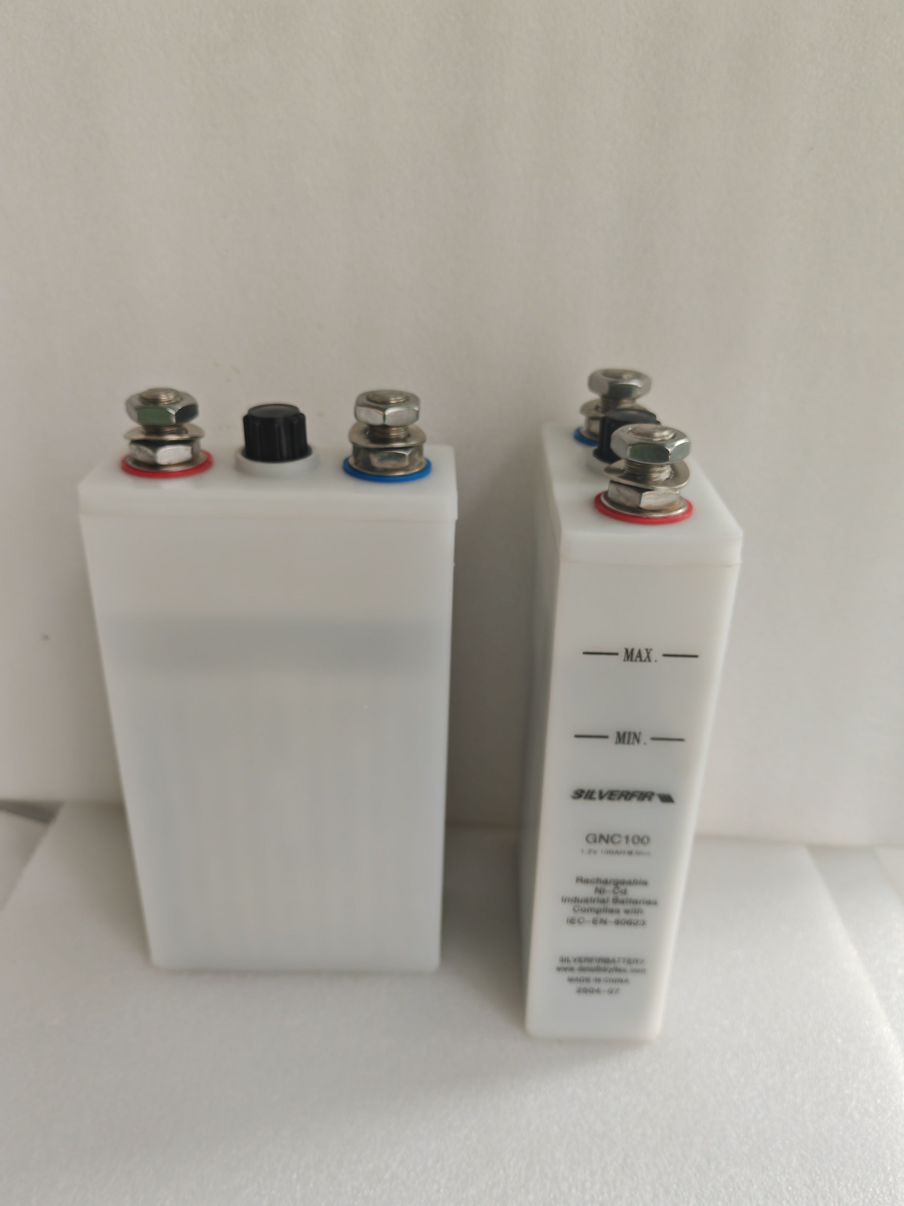 德国银杉DETA SILVERFIR 阀控铅酸电池 6OPZV600应急系统  控制设备
