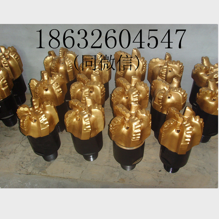 矿山开采用八寸半五翼钢体复合片钻头 钻头厂家供应