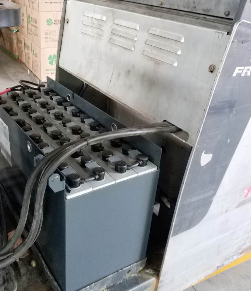 丰田2.5吨叉车VSI340N 电瓶生产厂家 供应英国霍克蓄电池组