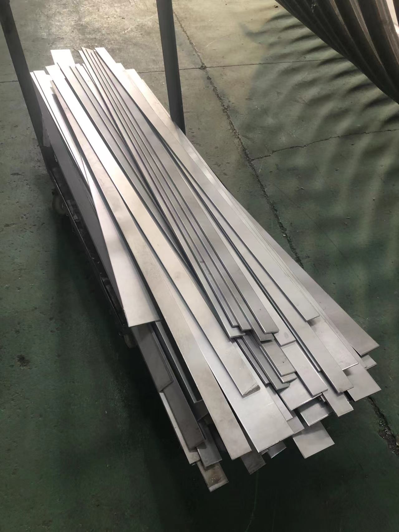 欣旺腾现货TA2钛合金板材  化工高强度钛合金板  零切钛小板 激光钛小板
