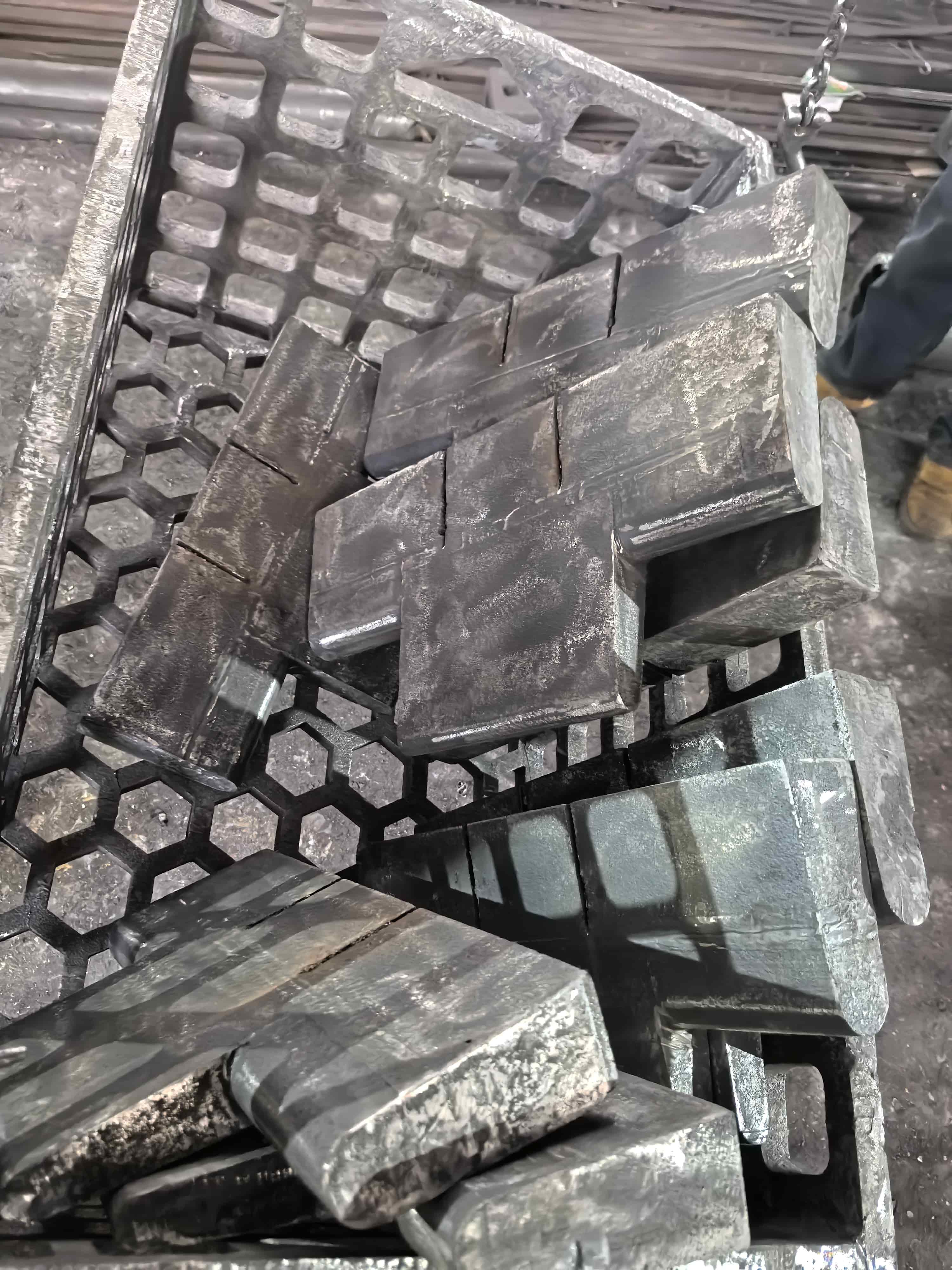 ZG40Cr25Ni20Si2热处理料框 310S/2520井式炉吊具 底座 料盘