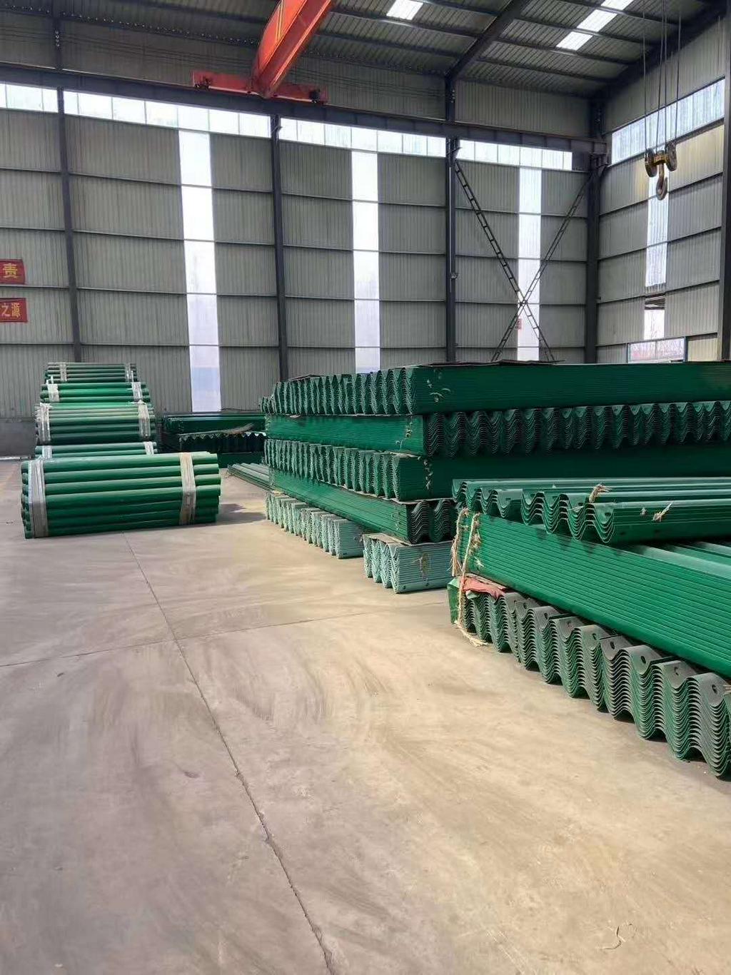 伊宁市波形护栏厂家直销值得信赖