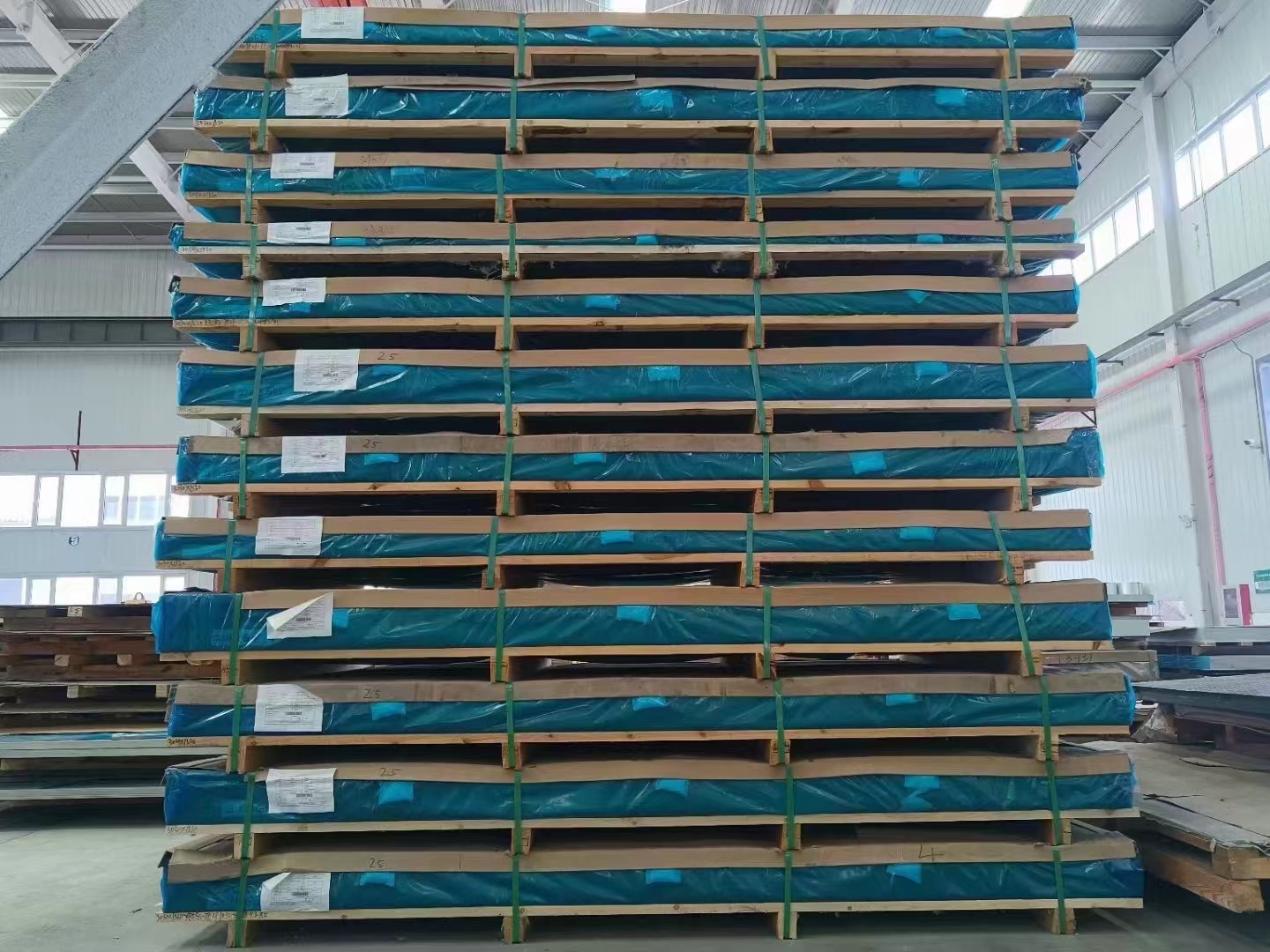 铝板铝棒现货库存