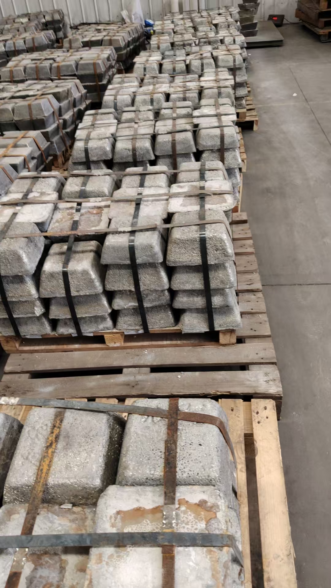 长期出售国标0#.1#.2#锑锭