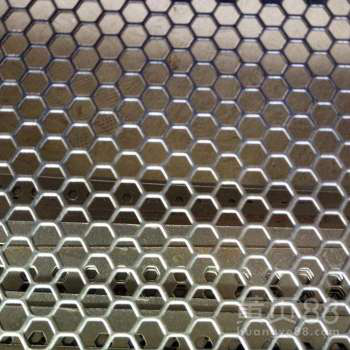 安平镀锌冲孔网冲孔板网金属板网吸音板质优价廉