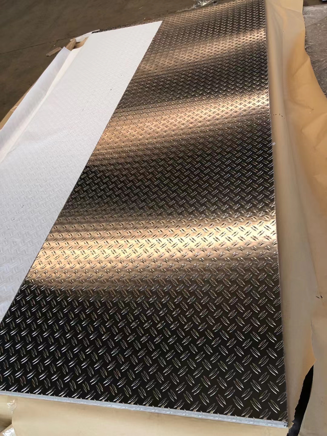 铝板铝棒现货库存