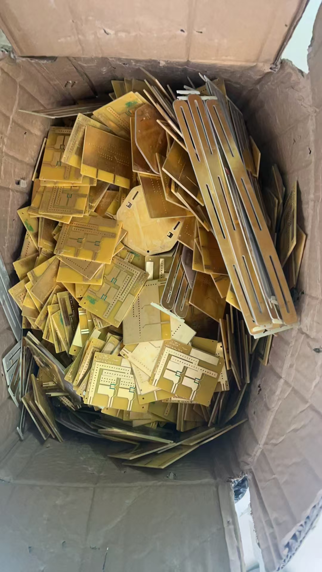 持证大量高价贵金属回收