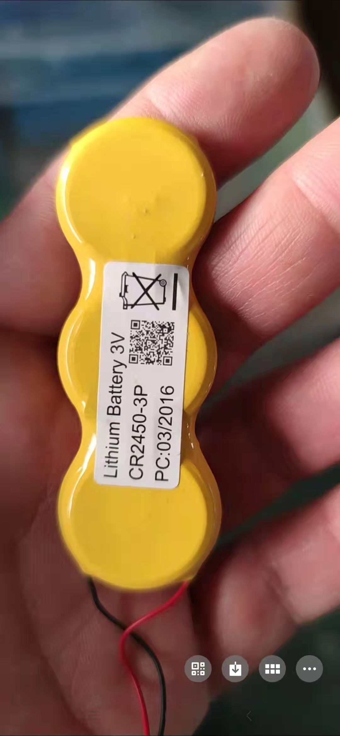 与厂商合作，拒绝中间商。电池生产原厂