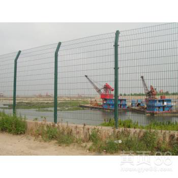 哈尔滨双边丝护栏网￥沈阳双边丝护栏网厂商￥北京双边丝护栏供应