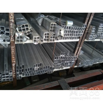 天津方铝管大规格铝型材方管定做装饰铝合金方管