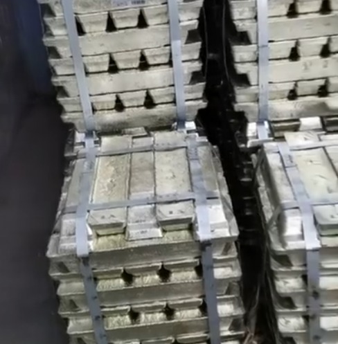 每季度采购50吨锡锭