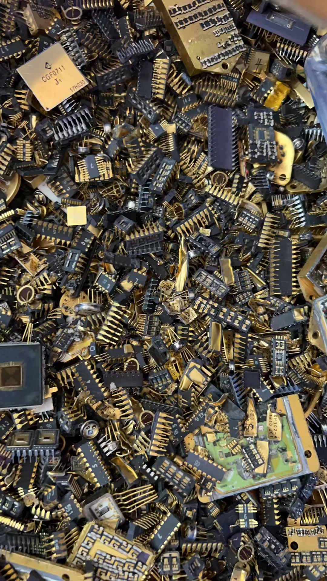 持证大量高价贵金属回收