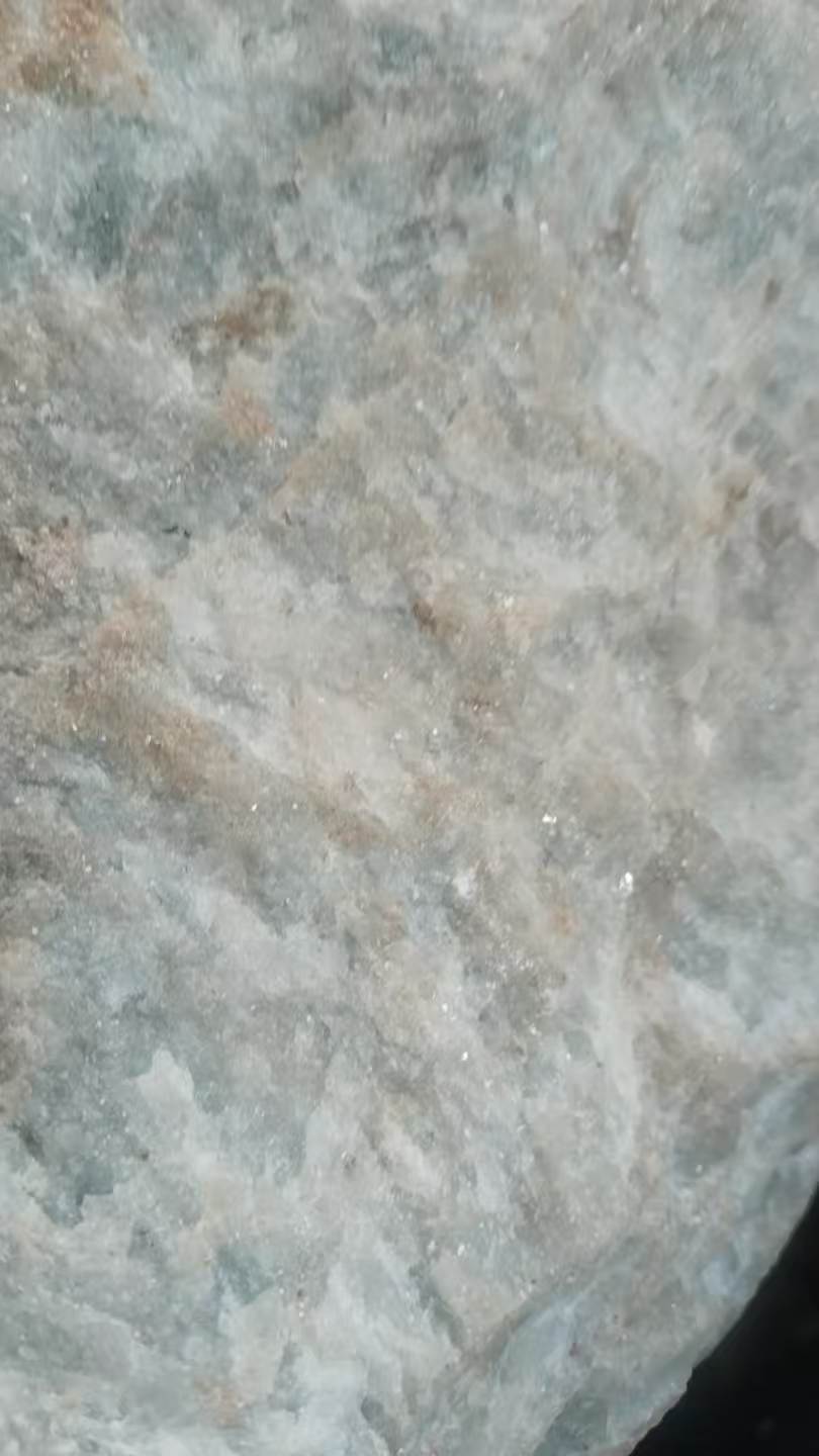 供应非洲海蓝宝绿柱石BeO12% 月25吨18819229828