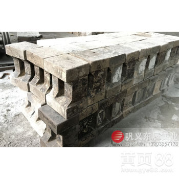 沙场高铬耐磨锤子东辰砂机高铬复合锤头严把质量