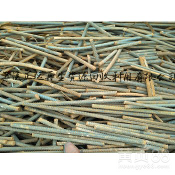 本公司现款大量收购各种废钢，焦钢生铁，废旧螺纹钢等废铁