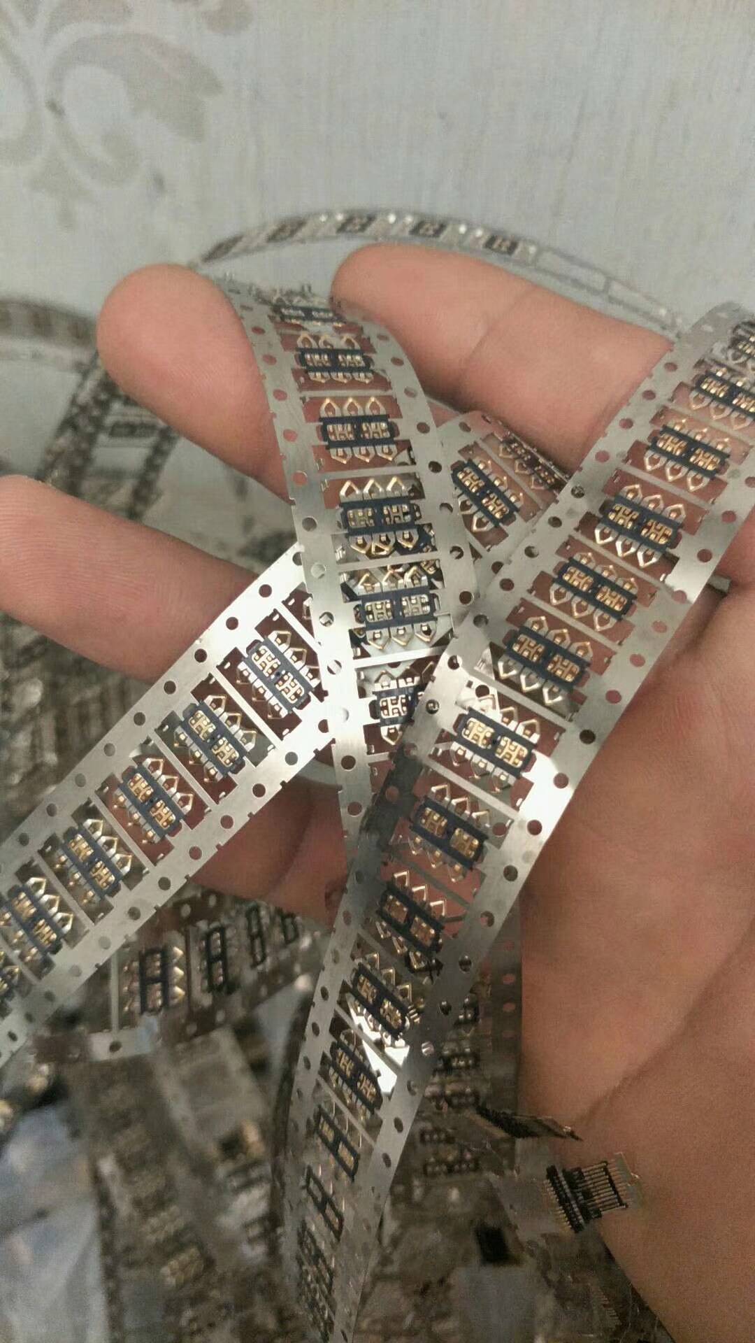 持证大量高价贵金属回收