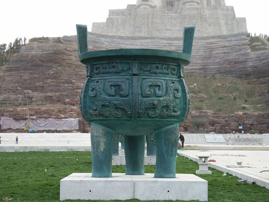 昌盛雕塑各种 铜锭制作厂家价格铜鼎制作厂家铸造铜鼎制作厂家批发