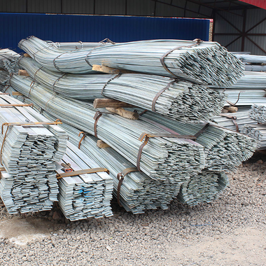 厂家长期提供山西太钢可作为房架结构件镀锌扁钢