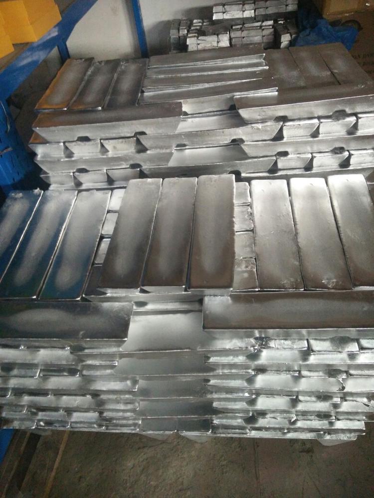 
                        压铸锌合金生产厂家 环保锌合金  不环保低价锌合金
                    