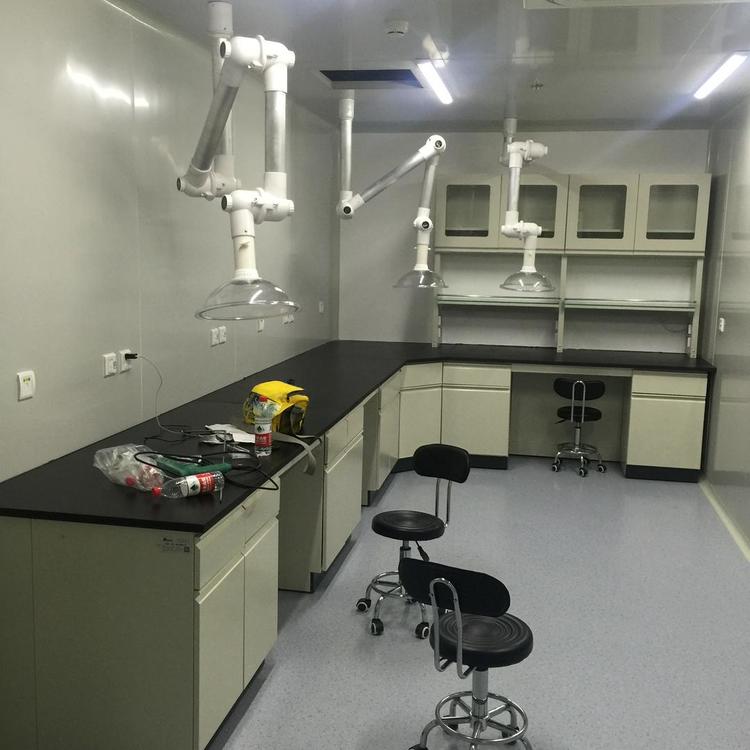 
                        长期出售实验室设备-天平台实验台 全钢实验台 中央实验台 
                    