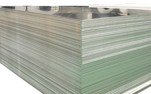 
                        山东6082铝板生产厂家批发价格
                    
