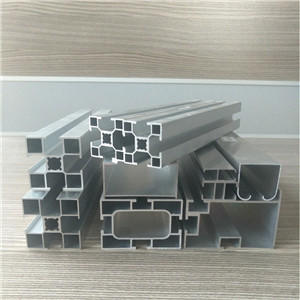 
                        销售2020工字铝型材 2080平开门铝型材 欧标铝型材
                    