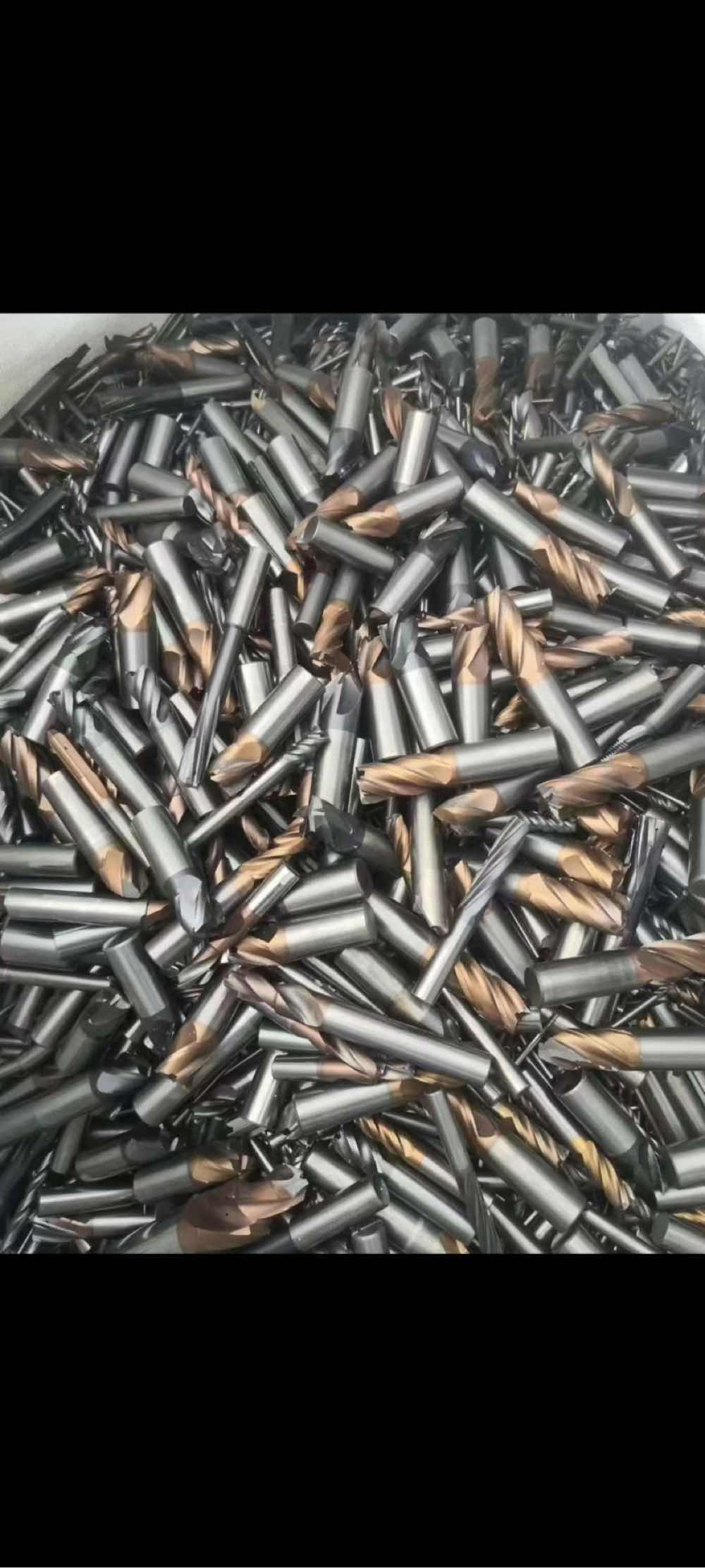 长期出售各种废钨刀具，寻一个可以长期合作的厂家