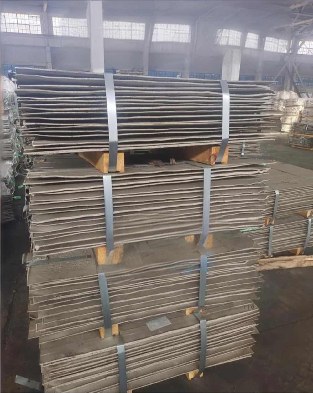 长期大量供应金川镍板电解镍板99.96%