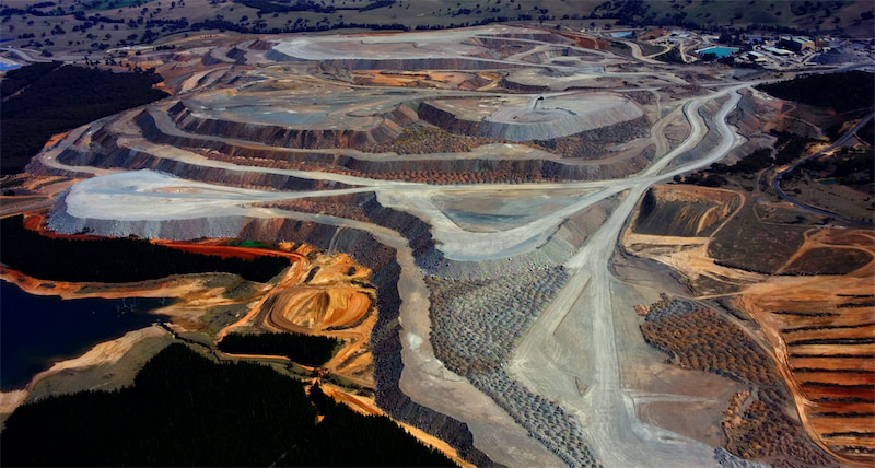 Data: SHFE, DCE market movement (Feb 02)